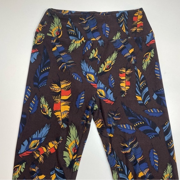 LuLaRoe Leggings OS One Size Set of 3 Light Green Floral Red Triangle Feathers - Picture 6 of 7